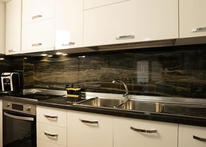 Ami Appartement Golem (Tirana)